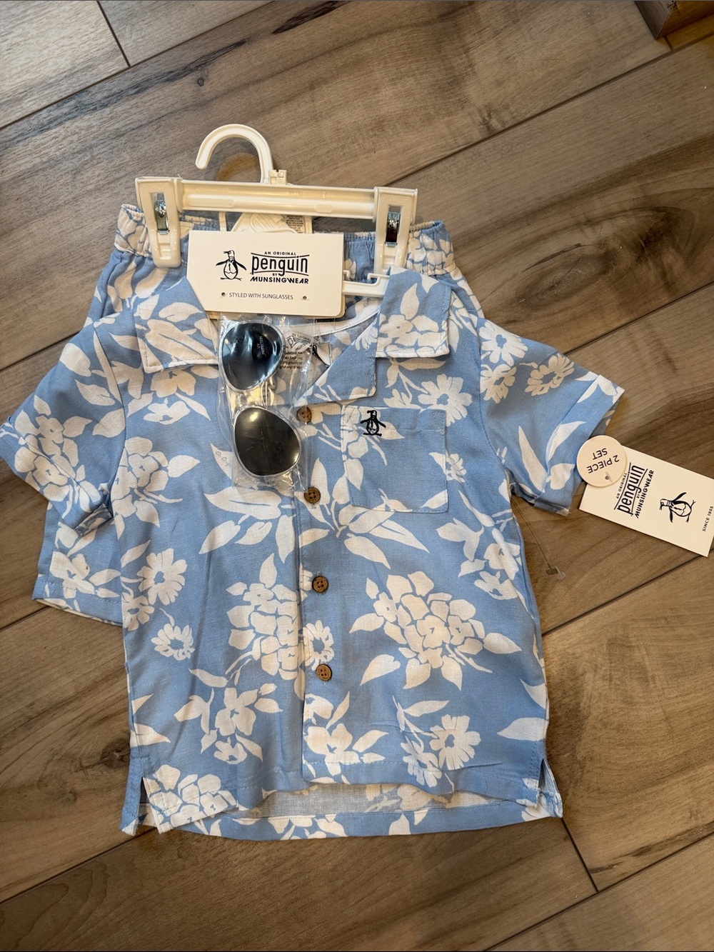 Original Penguin Blue Floral Button-Up Kids Shirt/Short set. 3T